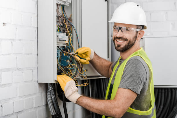 Best Licensed Electrician  in Lake Elmo, MN
